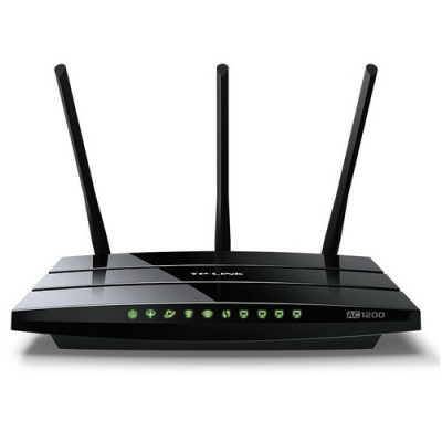 ROUTER AC1200 VDSL/ADSL 1GE WLAN +3 FELAN 1PUSB 2.0 3 ANTENNE FISSE