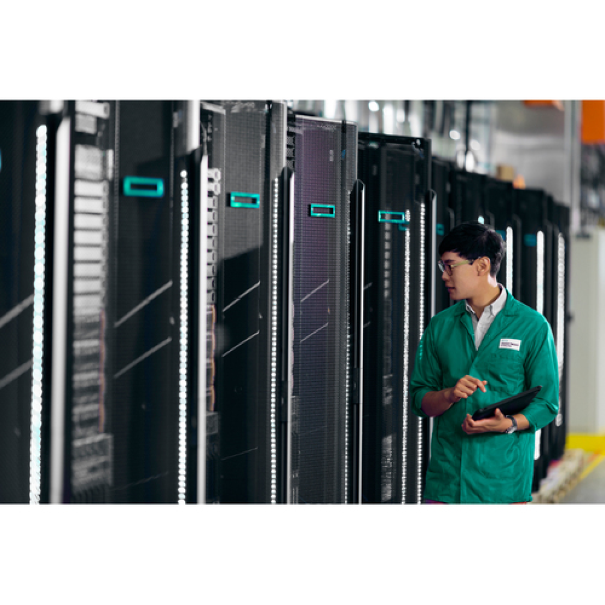 hpe-dl3x0-gen11-storage-controller-cache-battery-enablement-cable-kit